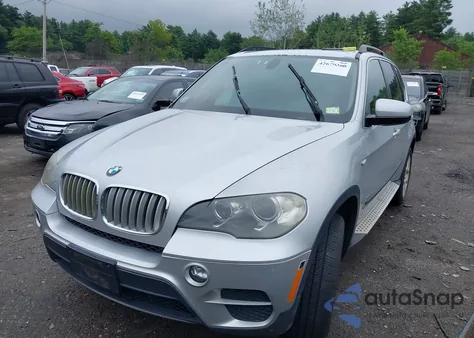 2013 BMW X5 xDrive35I/xDrive35I Premium/xDrive35I Sport Activity из США, поврежденный, VIN 5UXZV4C58D0G53190